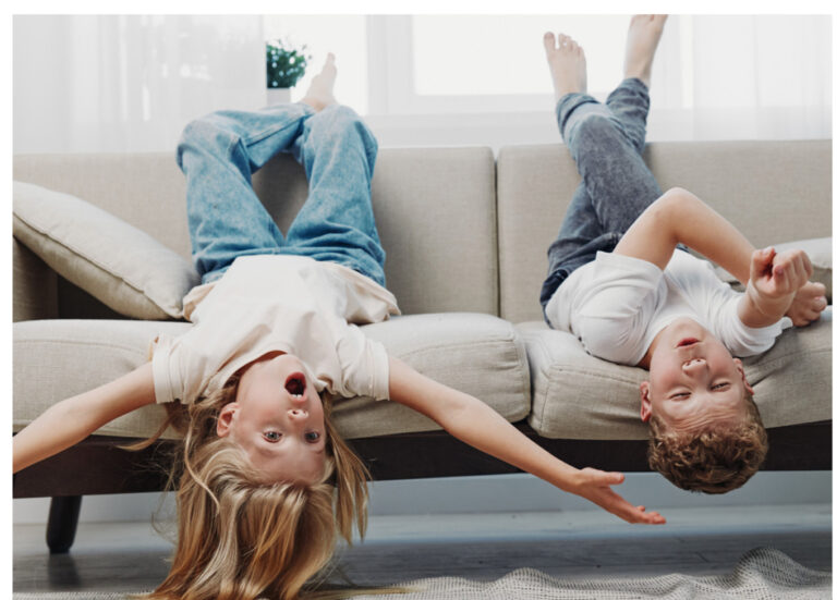 Siblings: The Art of Remaining Neutral